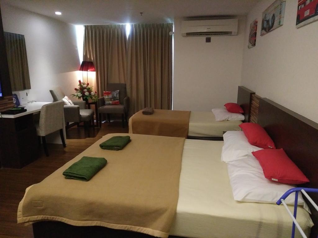Best Studio Guest House Кота-Бару Экстерьер фото