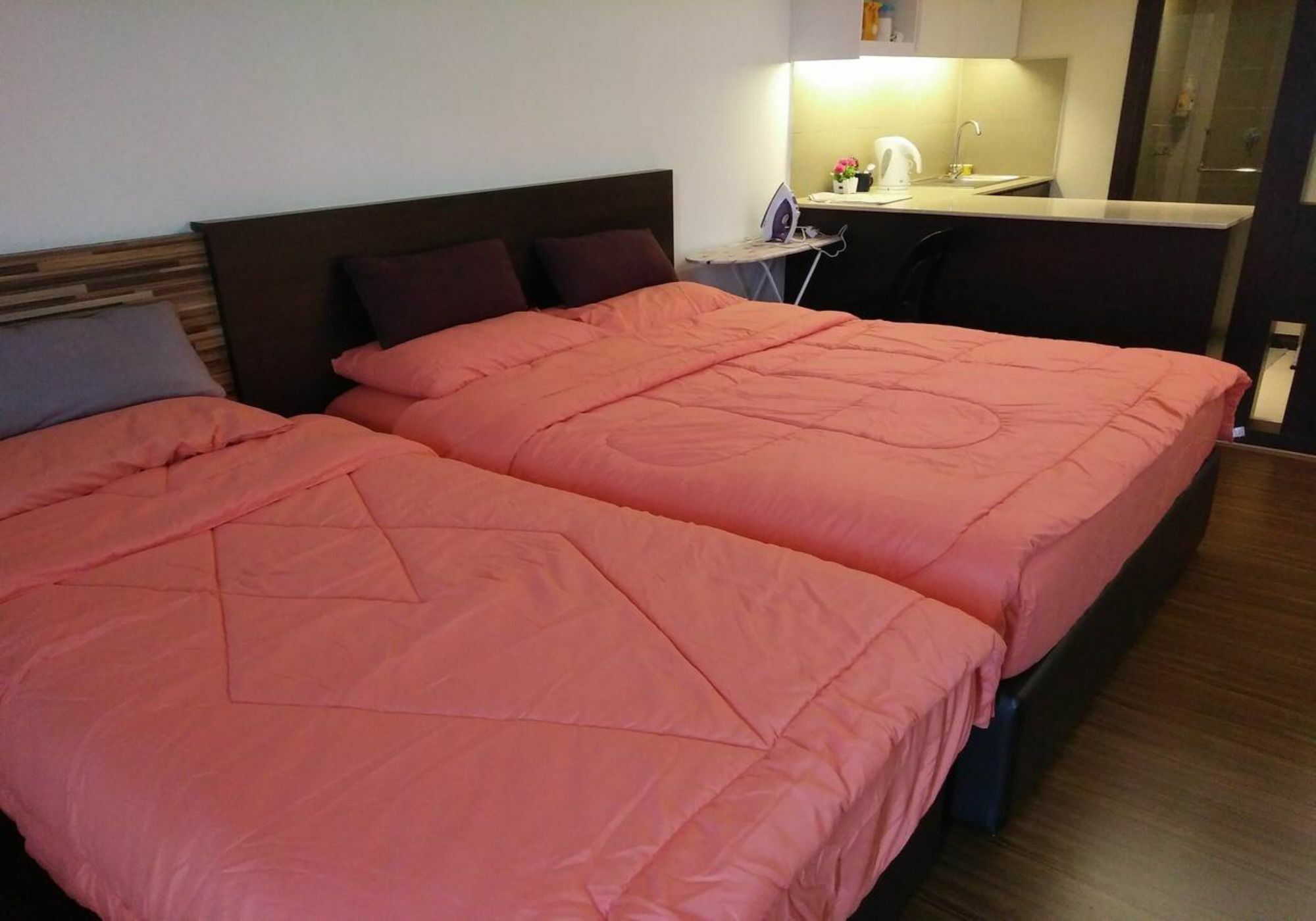 Best Studio Guest House Кота-Бару Экстерьер фото